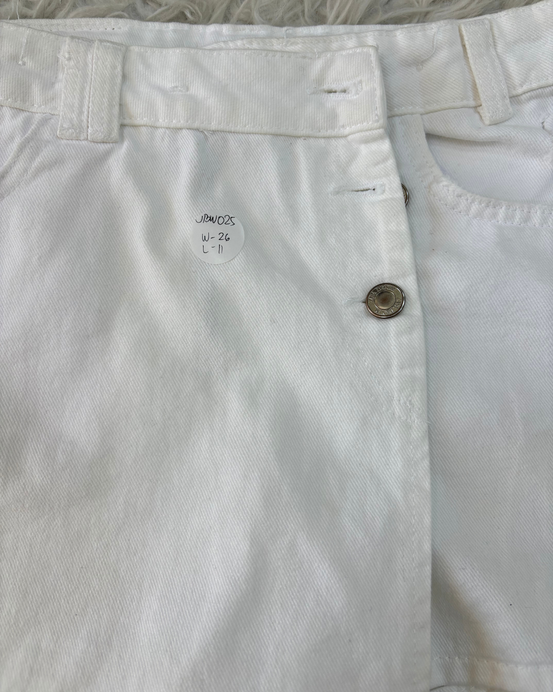Zara White Distressed Denim Mini Skirt - S