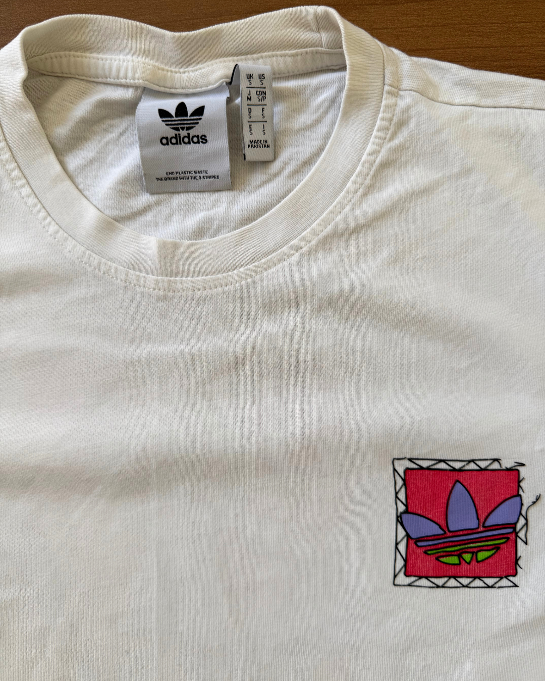 Adidas Originals - Funky Back Design TShirt - S