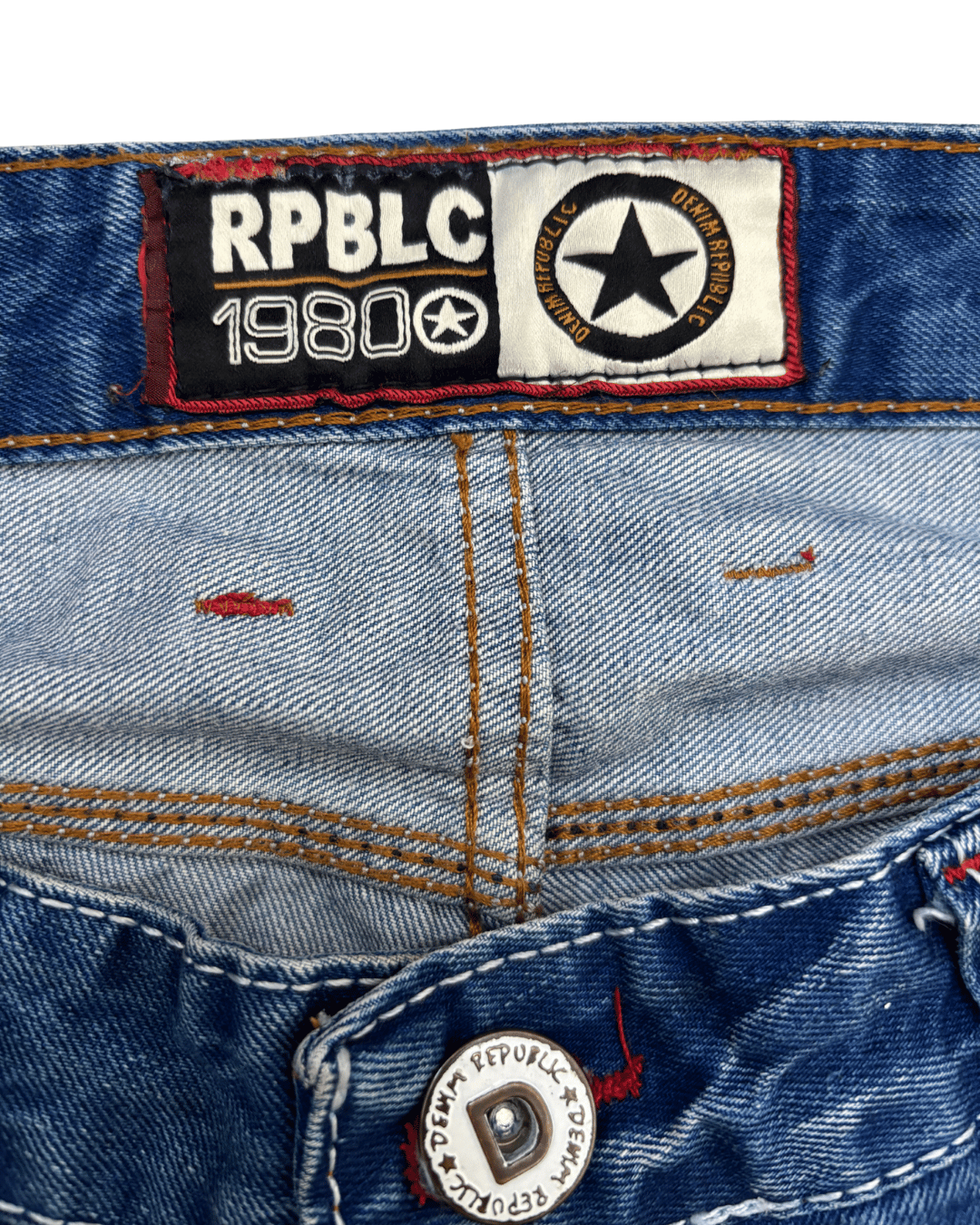 Republic 1980 Distressed Denim Shorts – Y2K Graphic Back Pocket Style - L