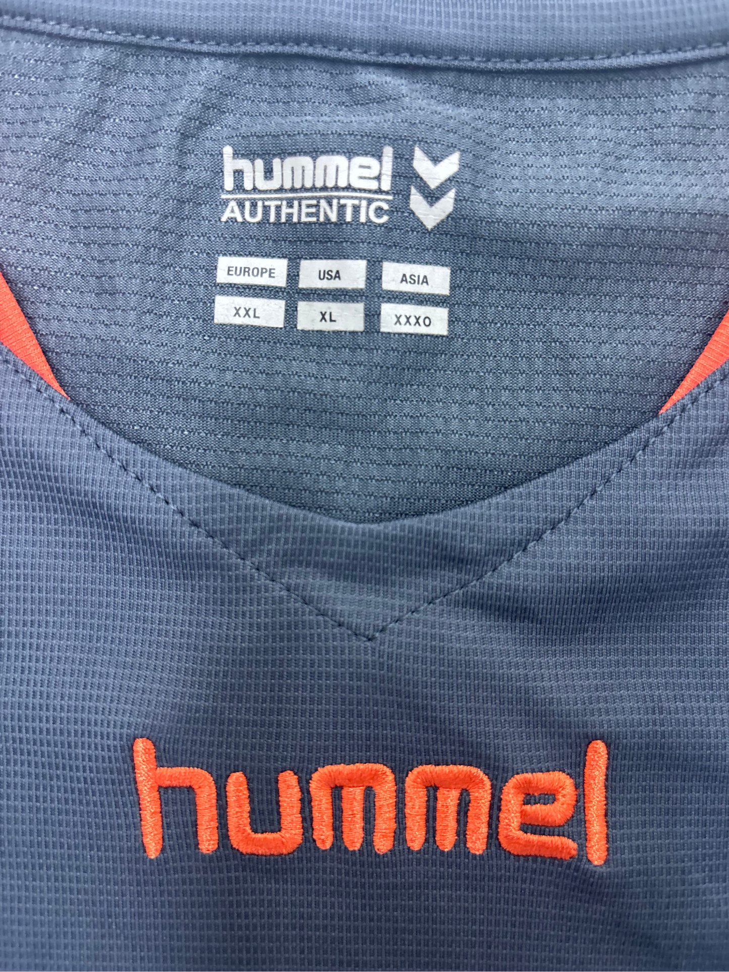 Hummel Navy Long Sleeve Training Top – Chevron Shoulder Stripes - XL