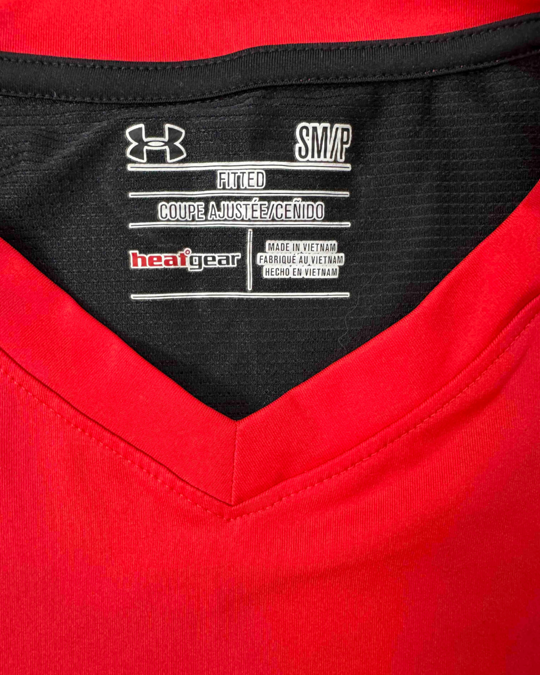 Under Armour HeatGear Fitted Red & Black Sleeveless Training Top - XS