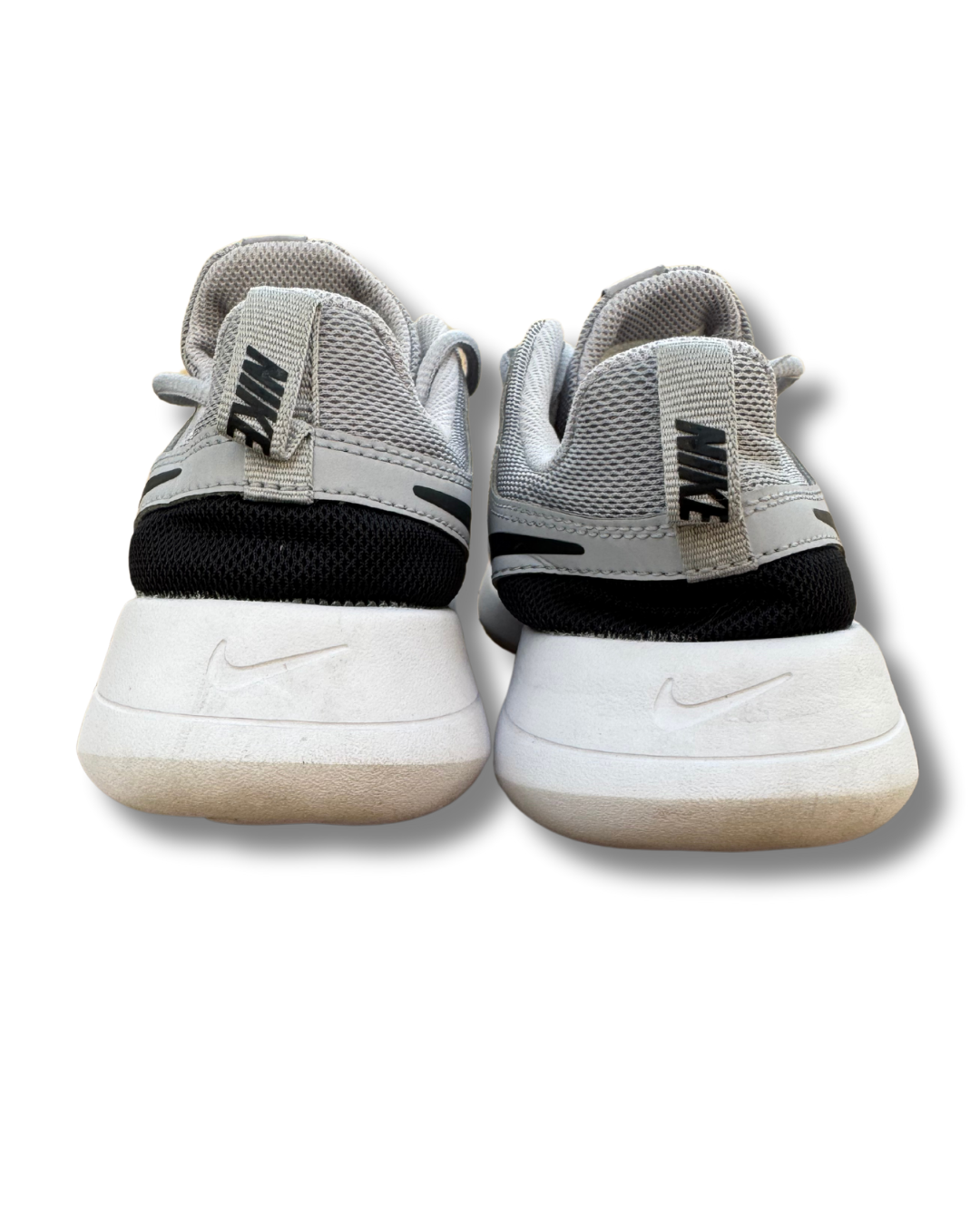 Nike Tessen Sneakers | Grey | US 6.5Y