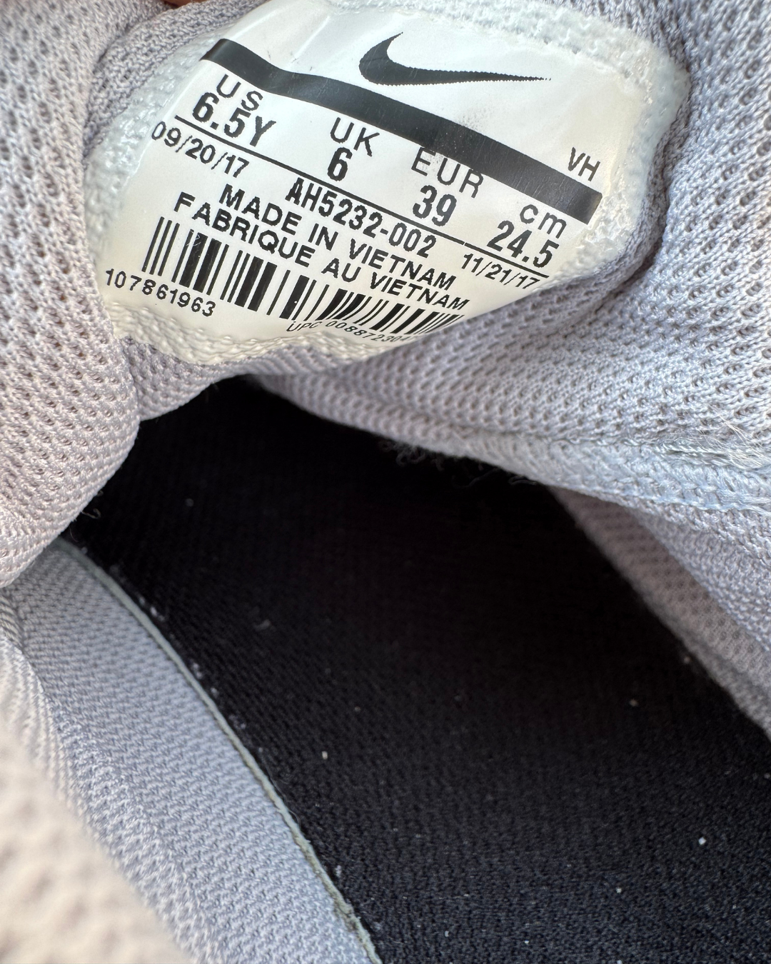 Nike Tessen Sneakers | Grey | US 6.5Y