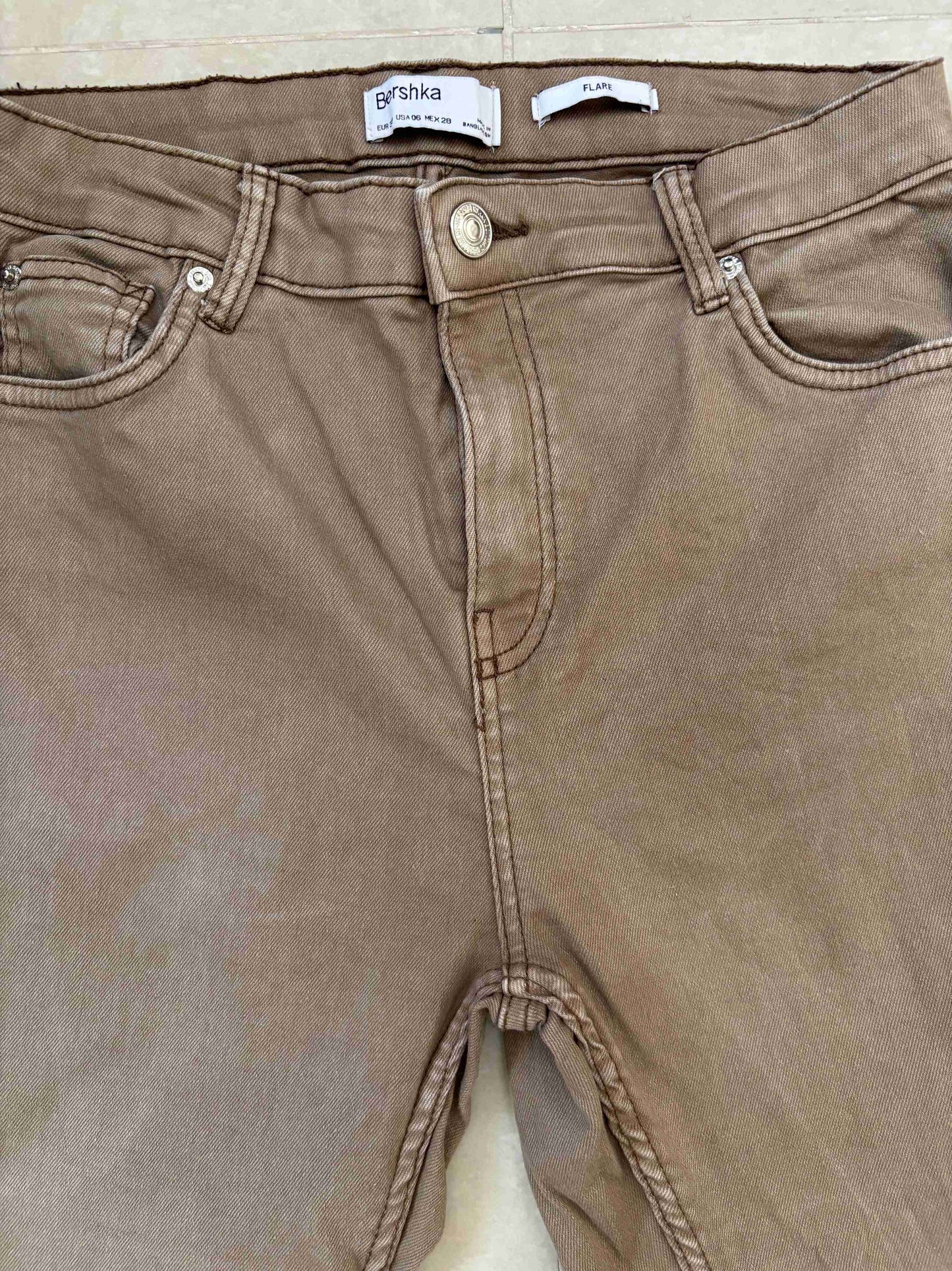 Bershka Flare Brown Denim Jeans - S | Waist: 28"