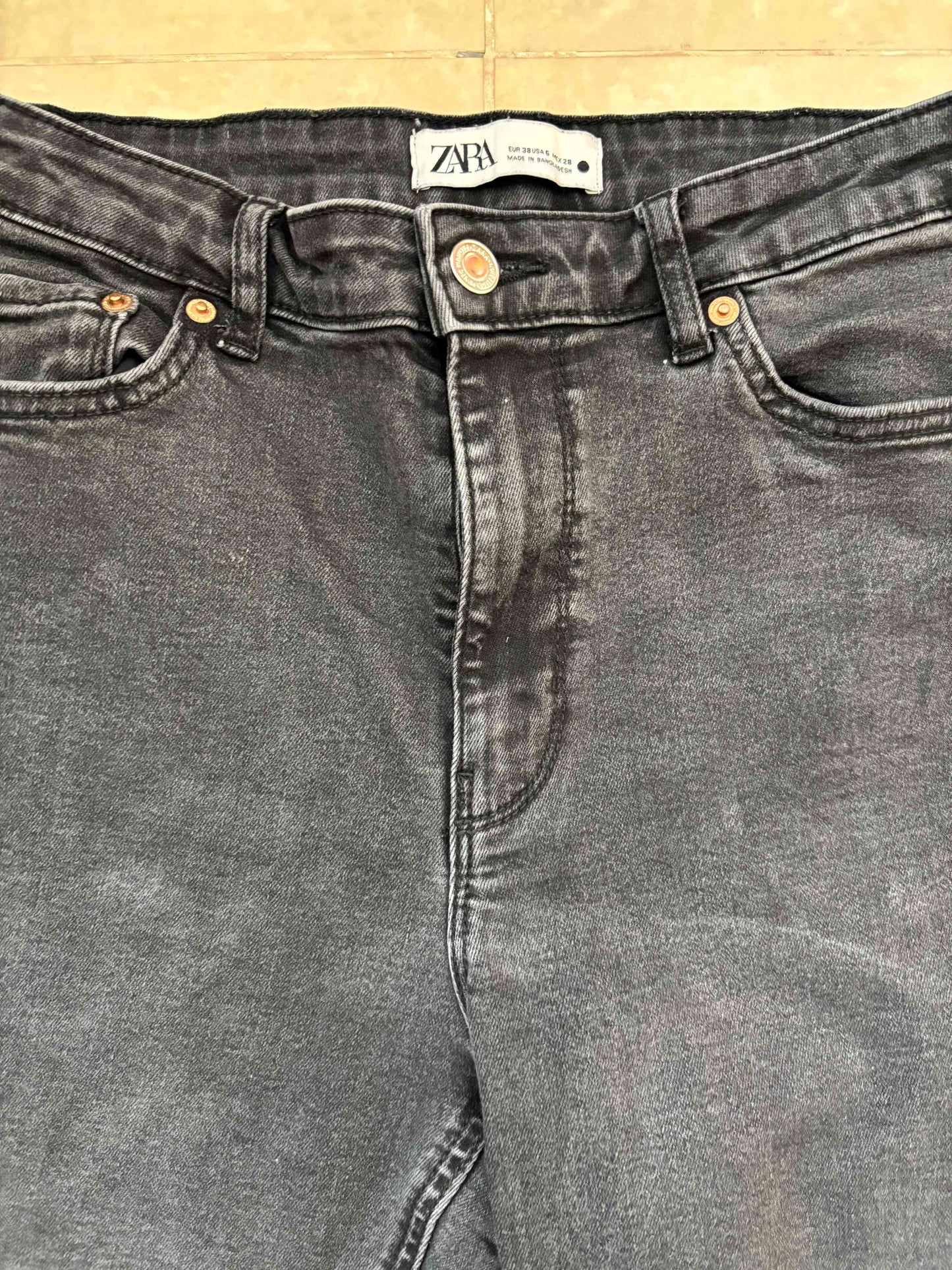 Zara Woman Premium Wide Leg Gray Denim Jeans - S | Waist: 28"