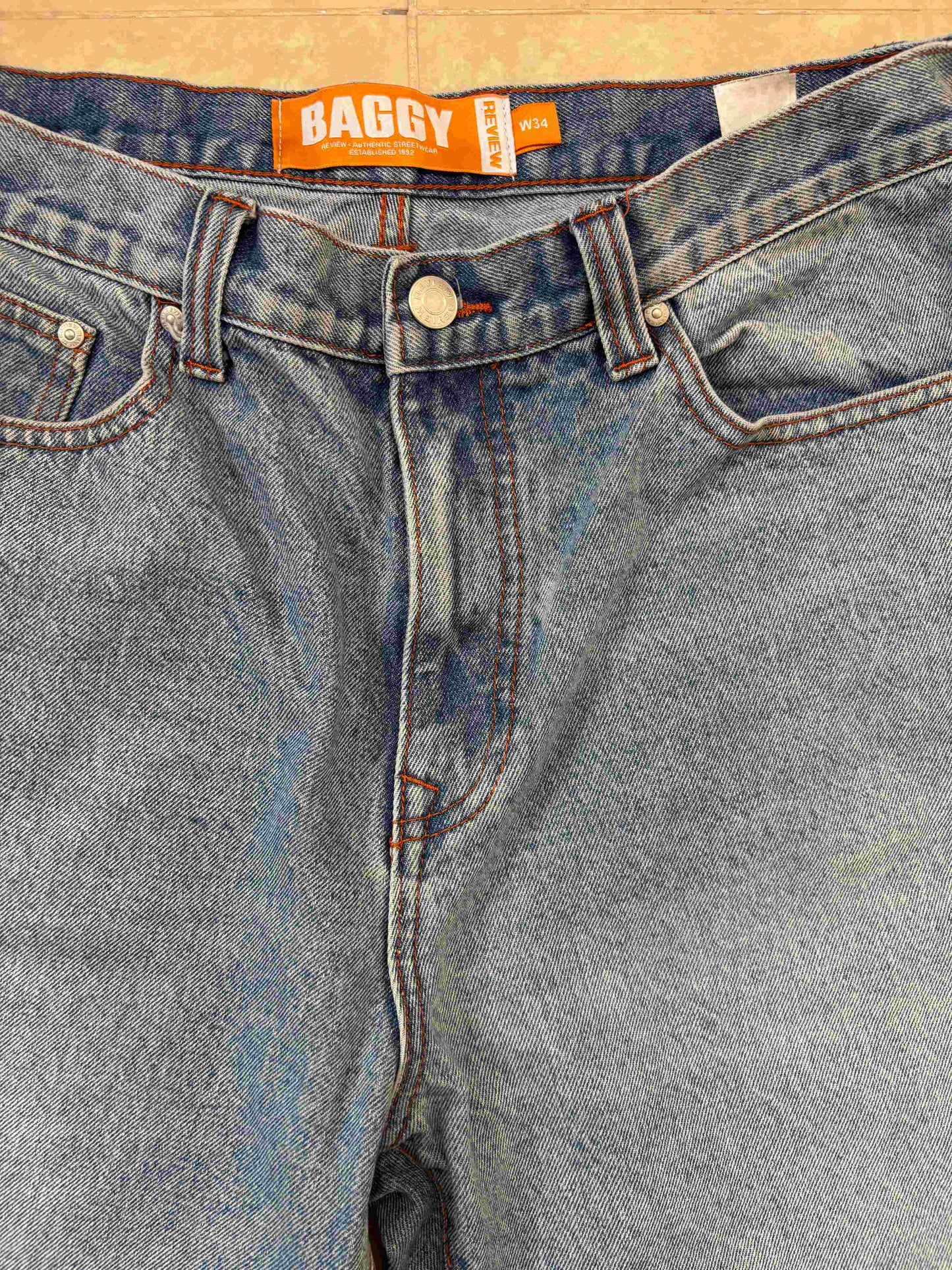 Review Baggy Denim Printed Blue Jeans - L | Waist: 34"