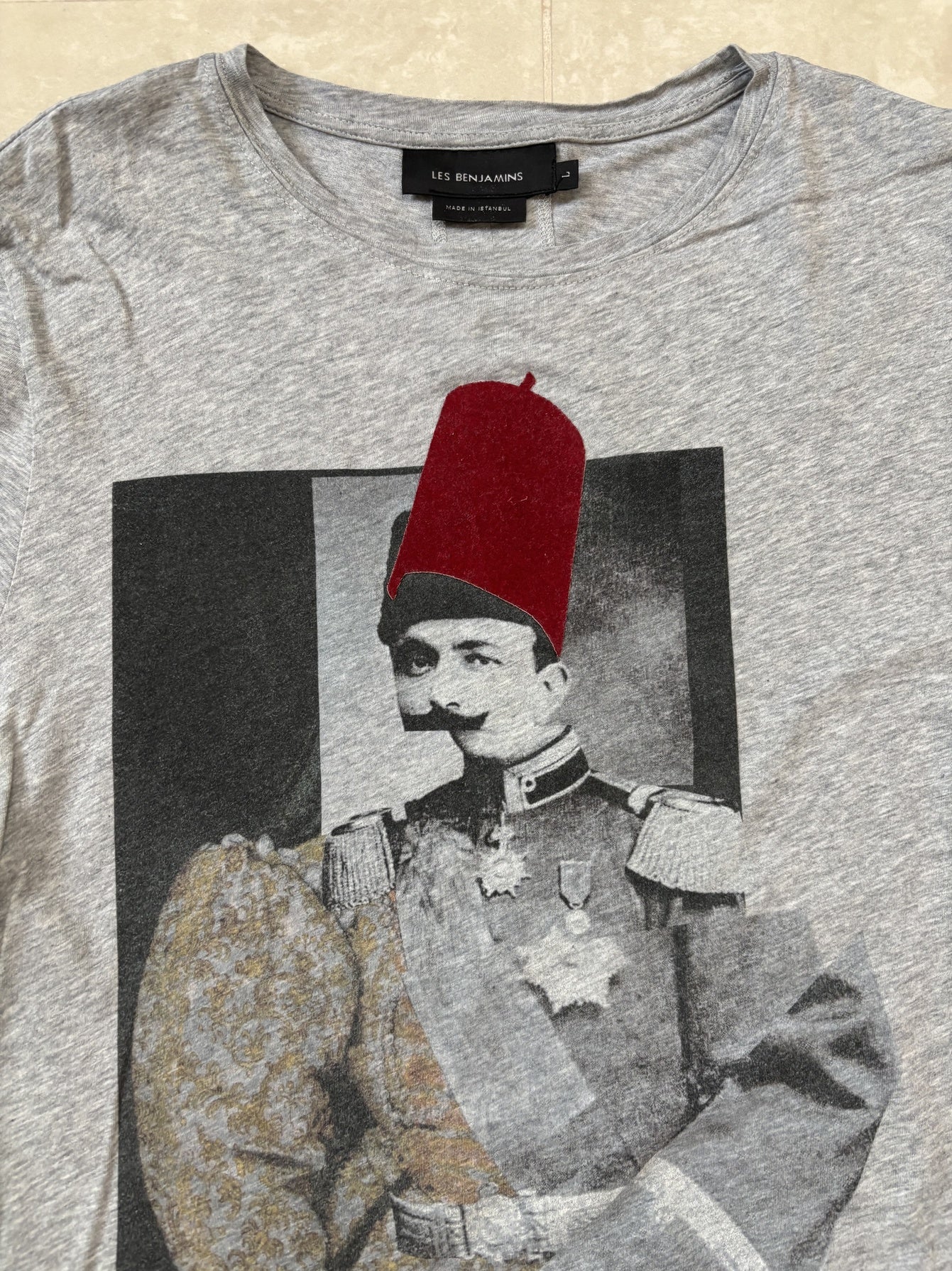 Les Benjamins Grey Sultan Graphic with Red Fez T-Shirt - S