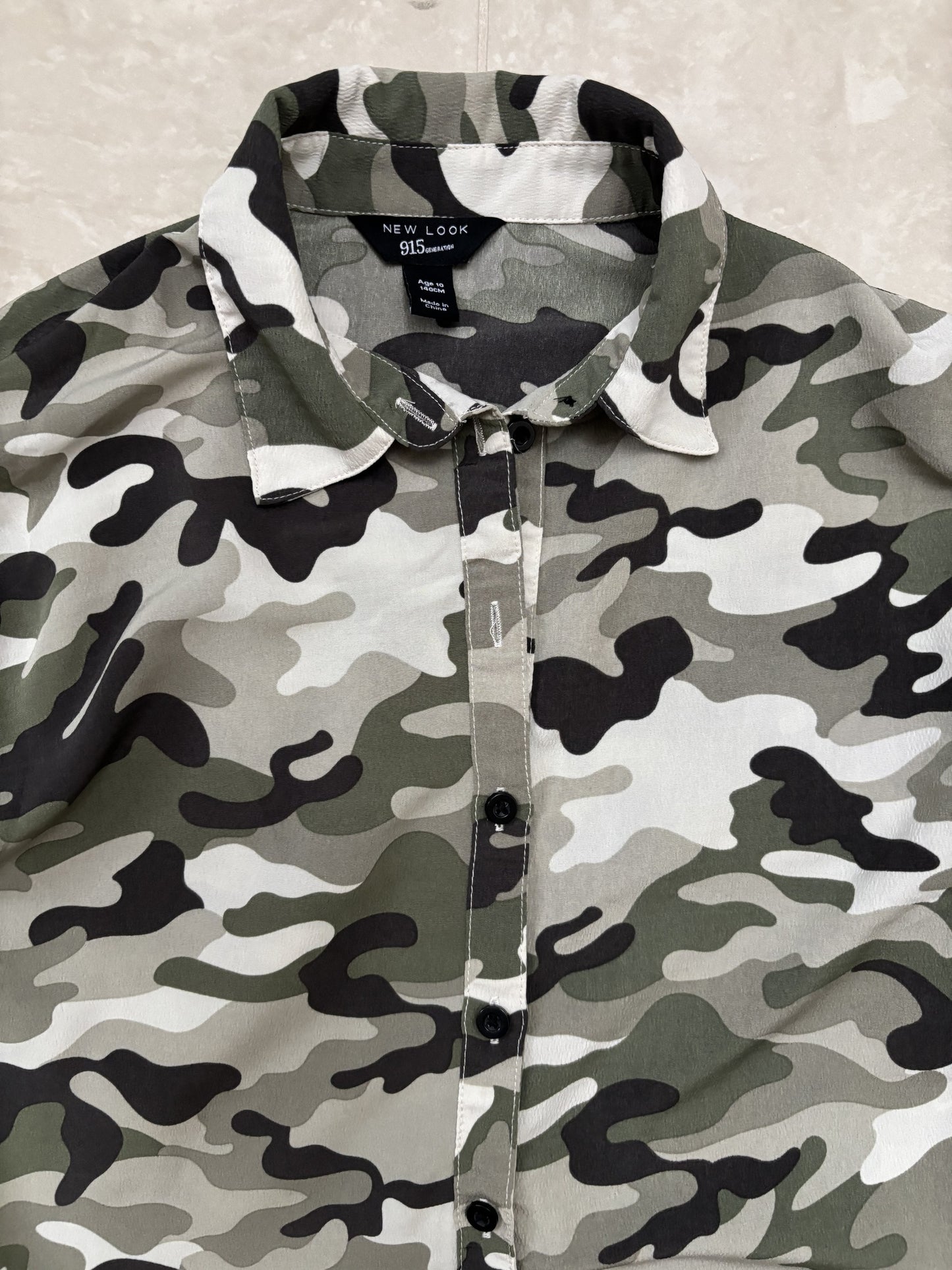 New Look Camouflage Cropped Button-Down Top - XS