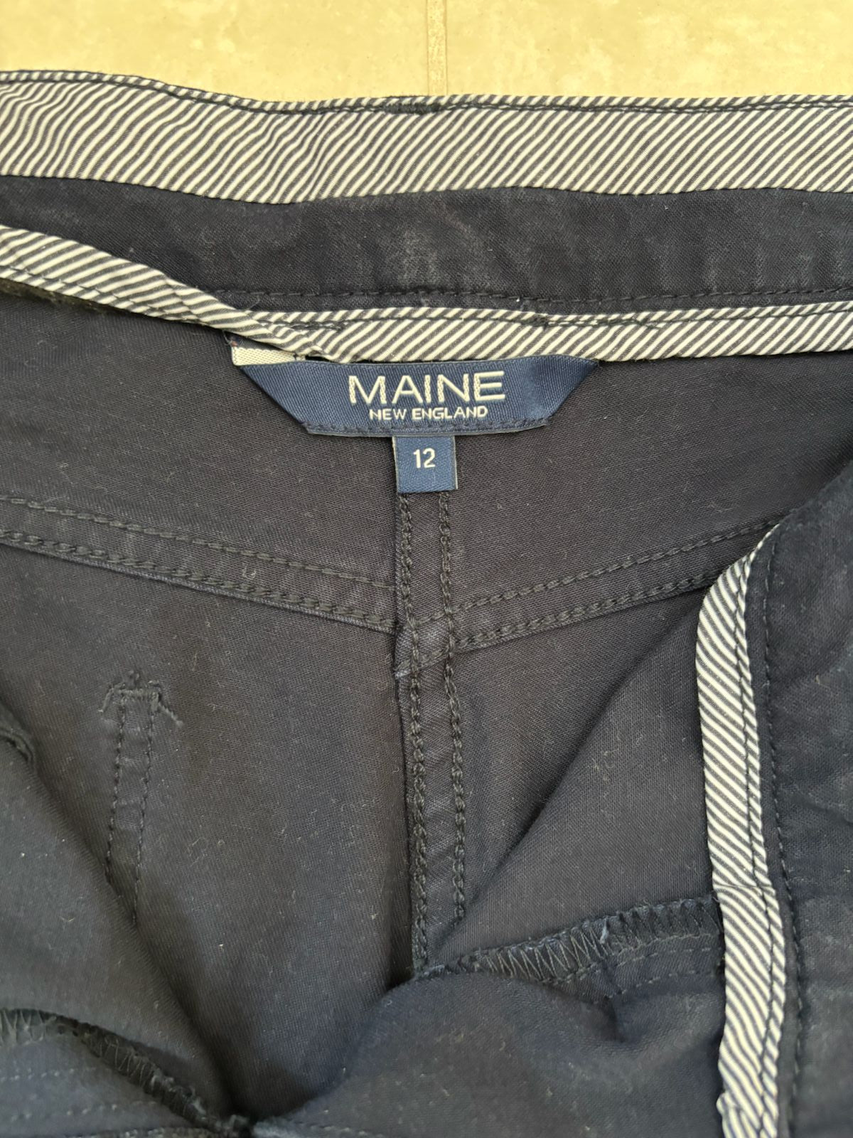 Maine New England Button-Detail Navy Blue Chino Shorts - S | Waist: 30"