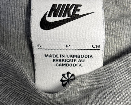 MC-06154-TSH-3PAAJ8002-brand_tag