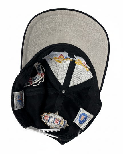 Vintage Denver Broncos Super Bowl XXXII Champions Logo Athletic Snapback Cap