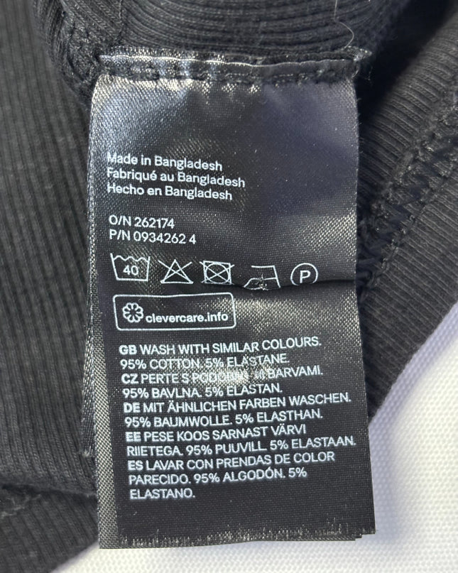 H&M Black Ribbed Racerback Crop Top