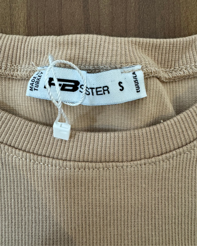 FBSisters Brown Crop Top - XS