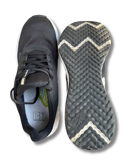 Nike Revolution 5 Sneakers | Black| EU 41