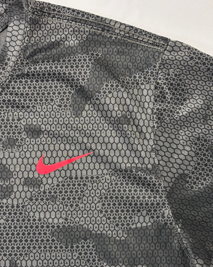 Nike Dri-Fit Camo Grey & Black Training T-Shirt