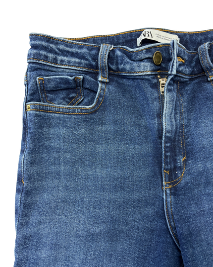 Zara Dark Wash Raw Hem Denim Wide Leg Jeans - S | Waist: 28"
