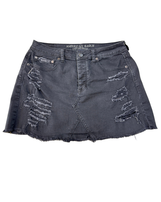 American Eagle Black Distressed Denim Skirt - M