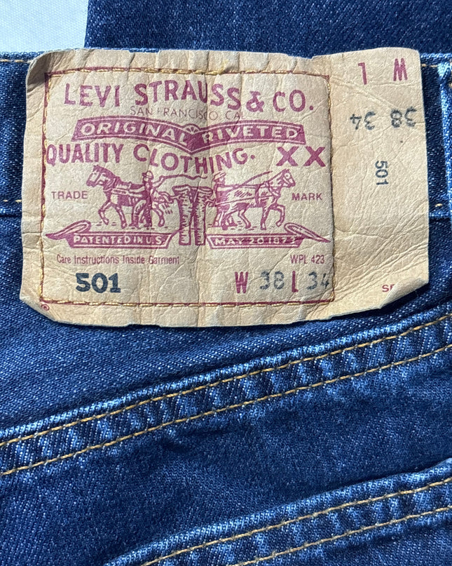 MC-09777-1452-FKV-012-brand_tag