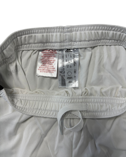 Adidas Manchester United White Training AEROREADY Shorts - XS| Waist: 24"