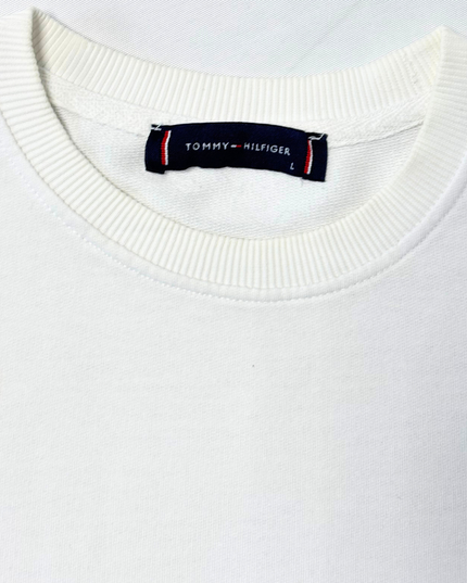 Tommy Hilfiger Classic White Embroidered Flag Logo Crewneck Sweatshirt