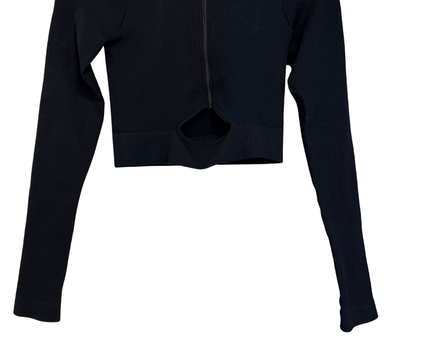 PrettyLittleThing Black Ribbed Zip-Up Long Sleeve Crop Top