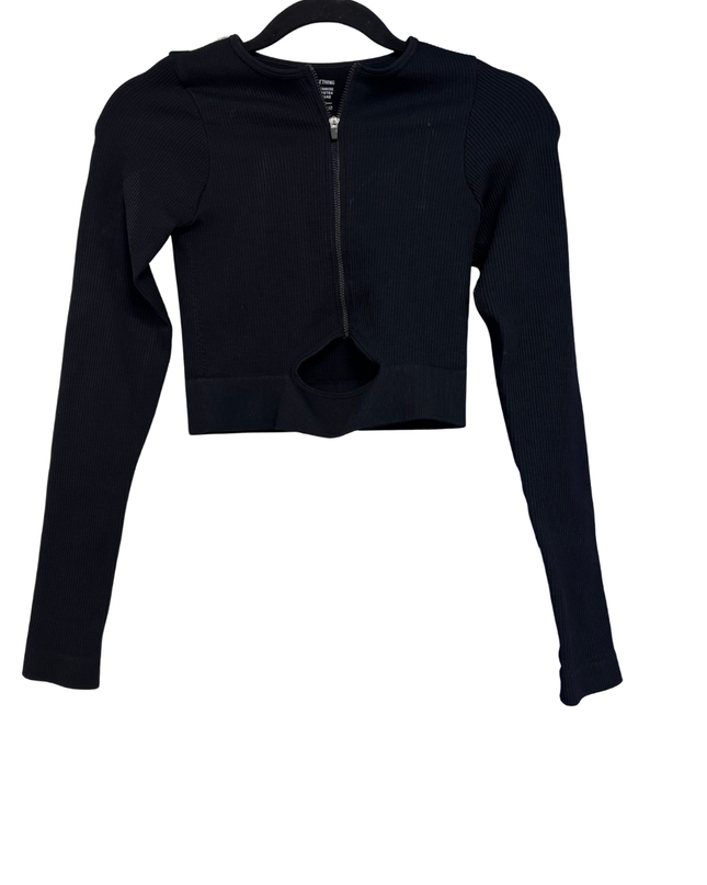 PrettyLittleThing Black Ribbed Zip-Up Long Sleeve Crop Top