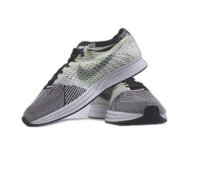 Nike Flyknit Racer Multicolor Athletic Running Sneaker | EU 41