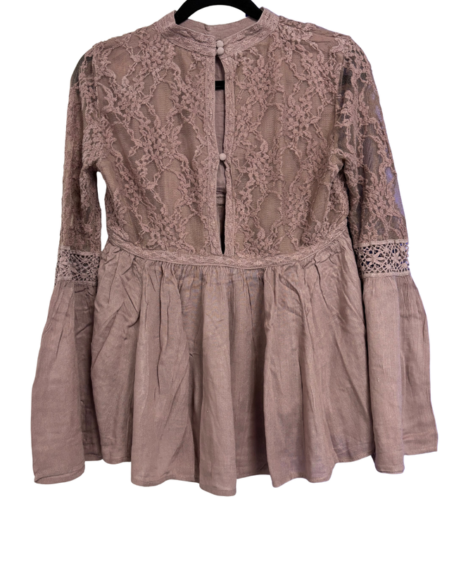 American Eagle Mauve Lace Bell Sleeve Blouse