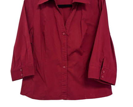 Apostrophe Red 3/4 Sleeve Button-Down Blouse