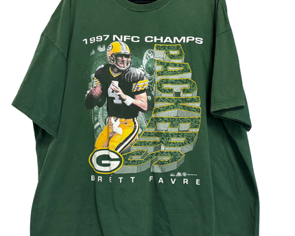 Vintage Jerzees Green 1997 Green Bay Packers Brett Favre Graphic Tee