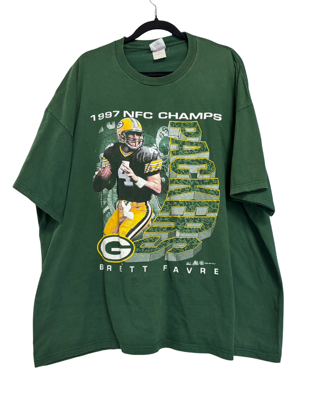 Vintage Jerzees Green 1997 Green Bay Packers Brett Favre Graphic Tee