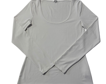 XOXO White Long Sleeve Scoop Neck Basic Top
