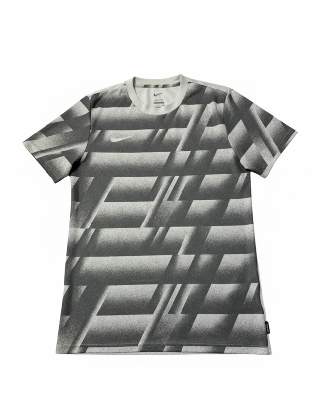 Nike Grey/White Graphic Print Performance Sports T-Shirt