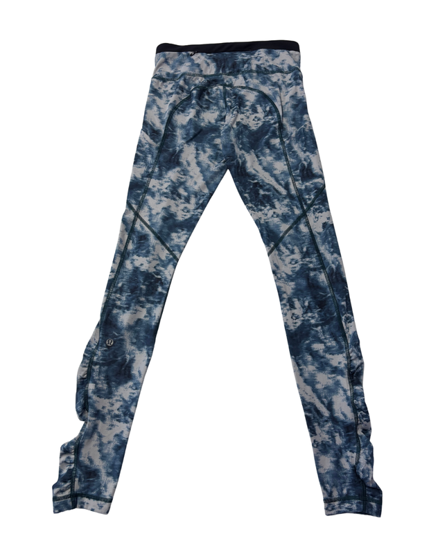 Lululemon Blue and White Tie-Dye Performance Leggings
