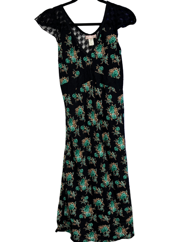 Band of Gypsies Black Floral Lace V-Neck Midi Dress