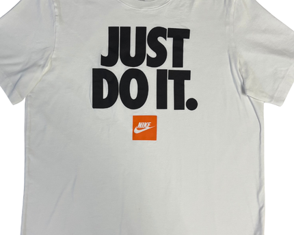Nike White 'Just Do It' Graphic T-Shirt