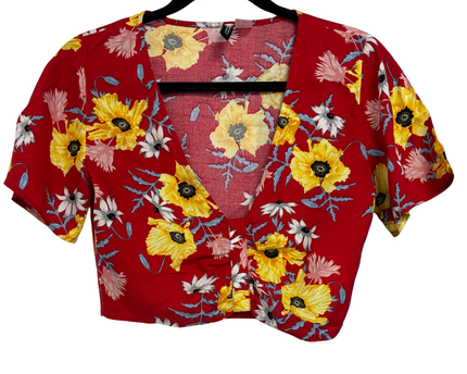 H&M Red Floral Button-Up Short Sleeve Crop Top