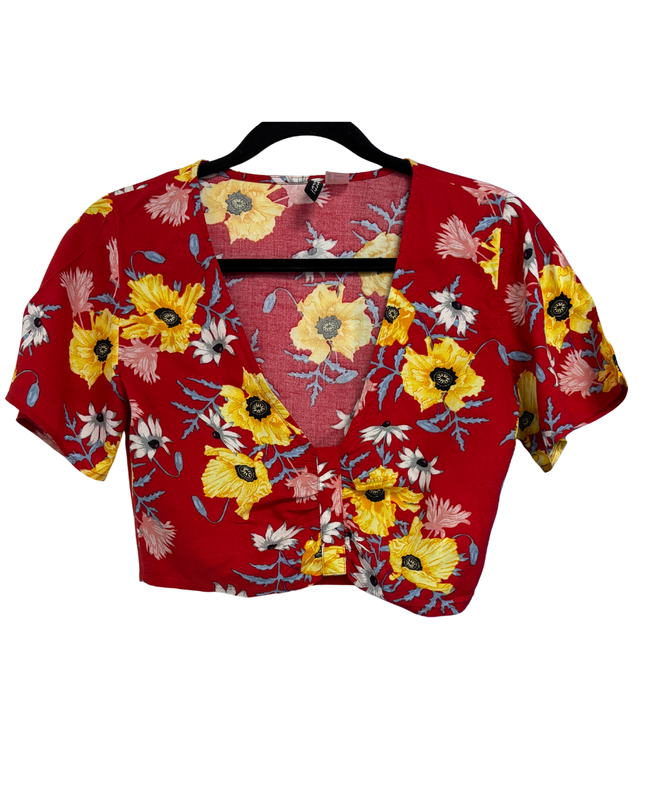 H&M Red Floral Button-Up Short Sleeve Crop Top