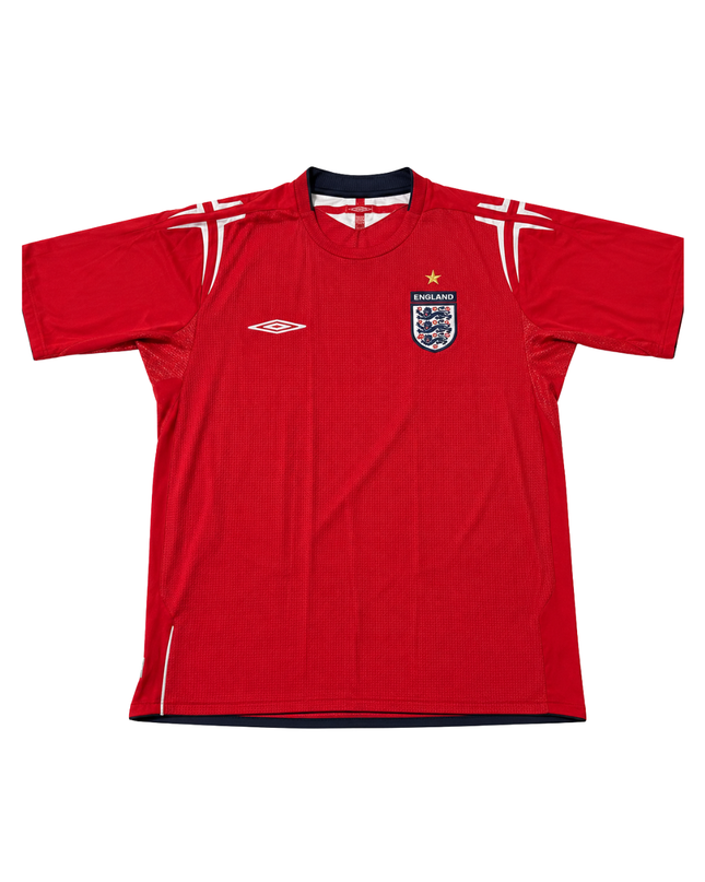 England Away 2004-2005 Umbro Red Football Jersey
