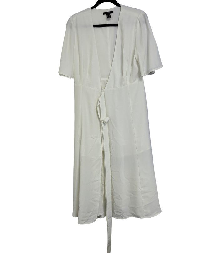 Forever 21 White V-Neck Tie-Front Short Sleeve Midi Dress