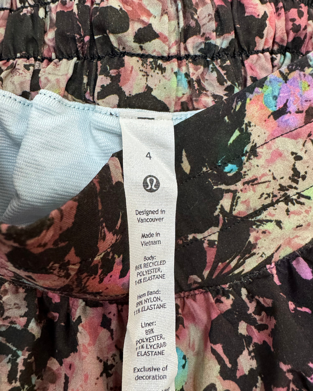 Lululemon Floral Gym Shorts - XS