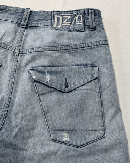 DZ09 Light Wash Distressed Carpenter Denim Shorts