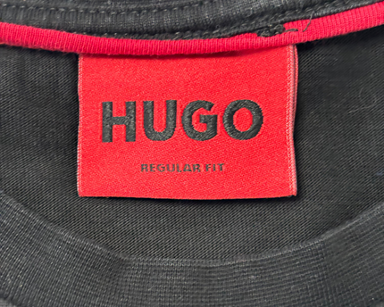 HUGO Regular Fit Black Graphic Logo T-Shirt - M
