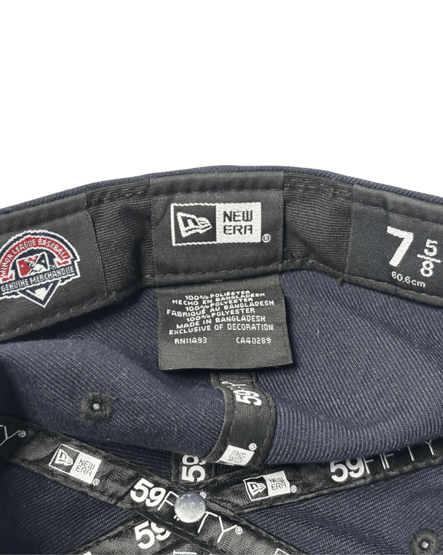 New Era 59FIFTY Black Pittsburgh Pirates Vintage P Fitted Cap