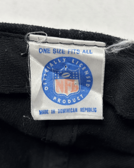 Vintage Denver Broncos Super Bowl XXXII Champions Logo Athletic Snapback Cap