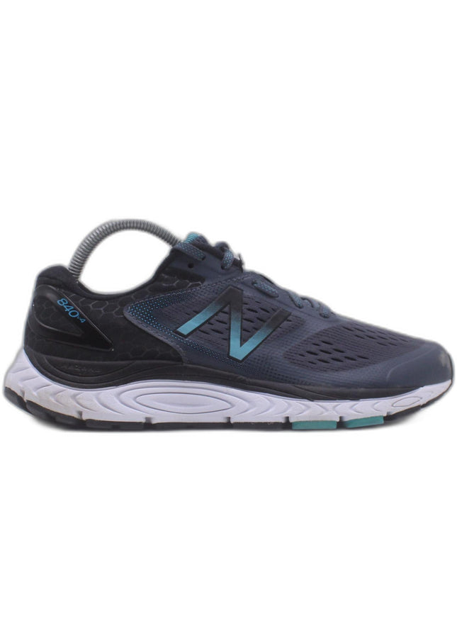 New Balance 840v4 Shoe | EU 43
