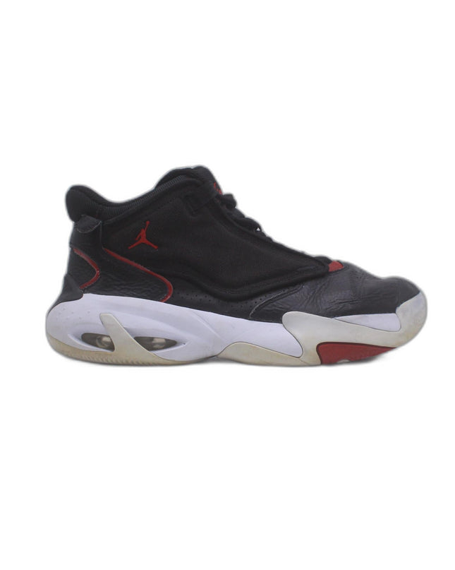 Nike Air Jordan Max Aura 4 Black University Red White Shoe | EU 42