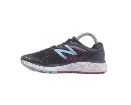 New Balance 860v8 Running Shoe | EU 39