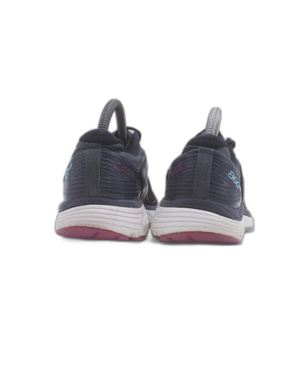New Balance 860v8 Running Shoe | EU 39