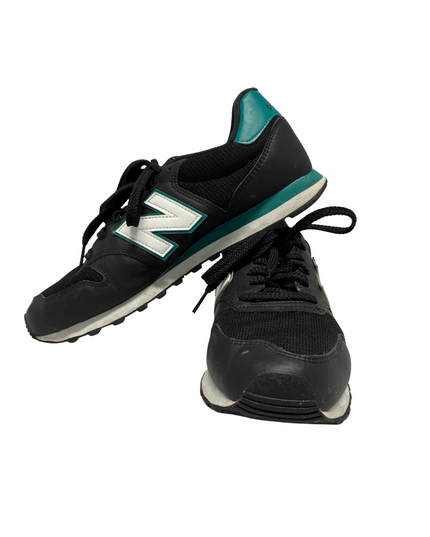 New Balance 500 Retro Running Sneakers |  Black & Teal | EU 43